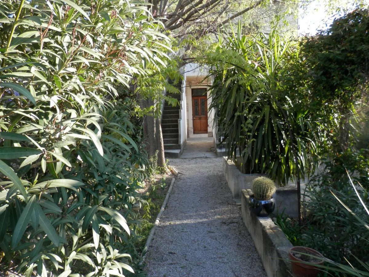 Appartement Villa Marie Fanny Arles Bagian luar foto